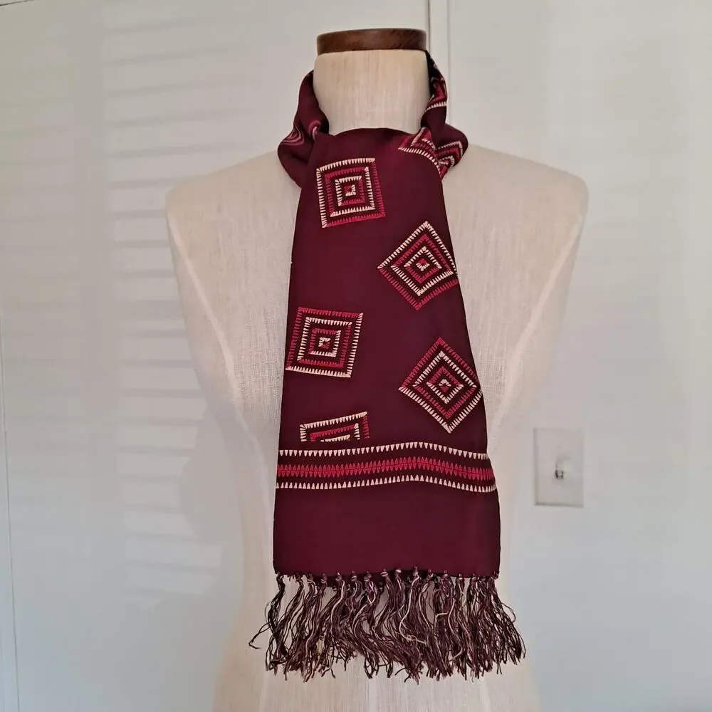 Mens Burgundy & Tan Geometric Rectangular Neck Scarf wFringes - Size 11
